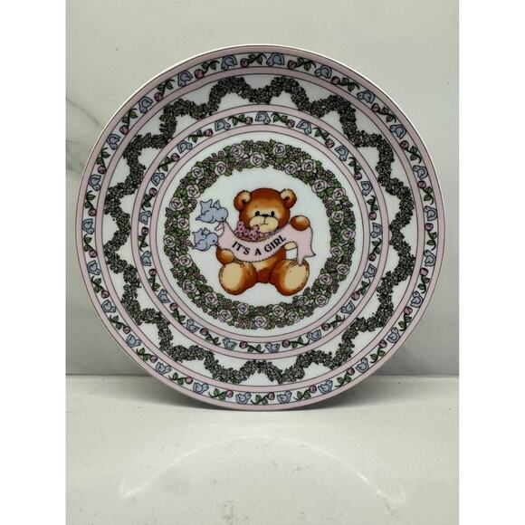 Enesco Other - Enesco 8” Collector Plate Lucy & Me "It's A Girl" Lucy Rigg Birth Facts 1986 80s